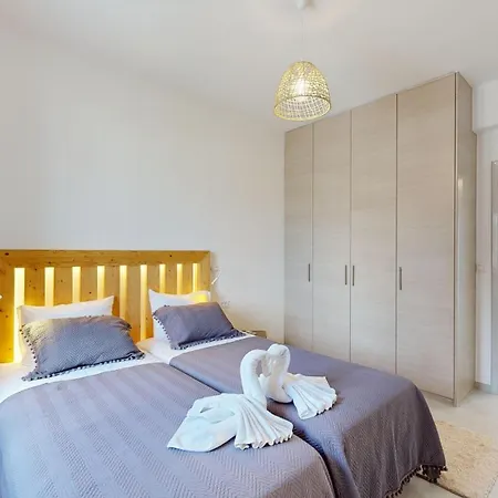 Mykonian Tramonti * Plintri