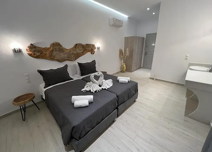 Mykonian Tramonti Plintri