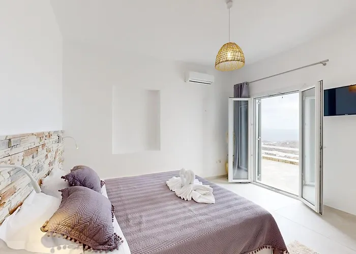 Mykonian Tramonti Vila *